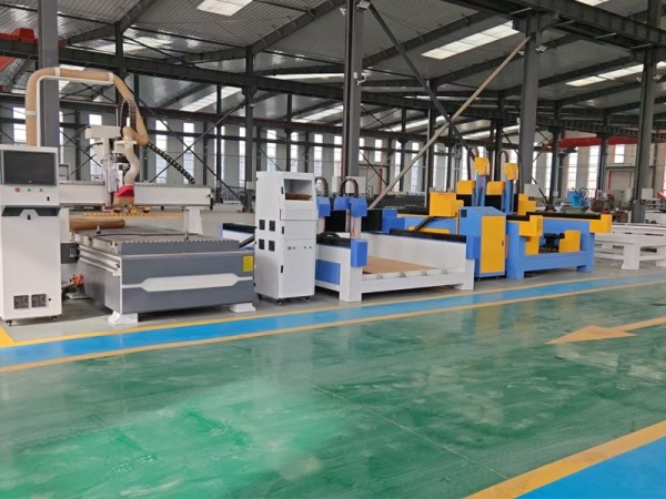 華維新車(chē)間